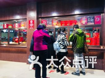 聚宝顺烟酒商行 学府路食品茶酒的一站式购物天堂